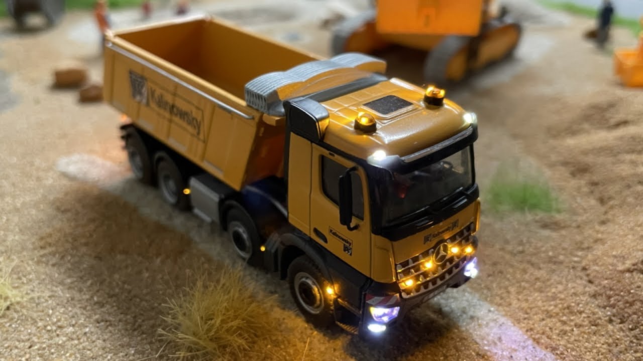 Baubericht Herpa 313599 MB Arocs 4 Achs Kipper RC 1:87