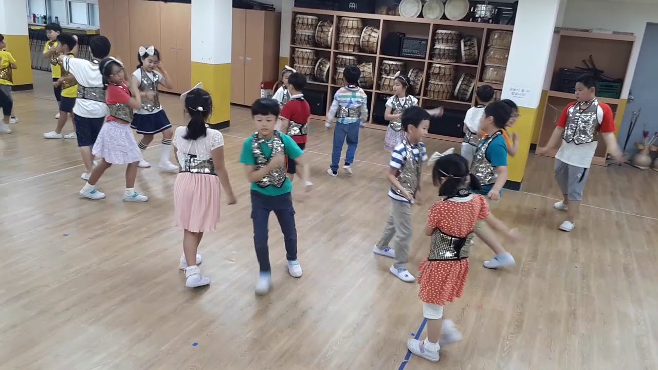 옌카포크댄스 초등학교 학예회용