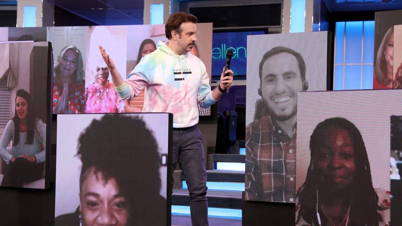 Jason Sudeikis Gives the Audience Uplifting Pep Talks