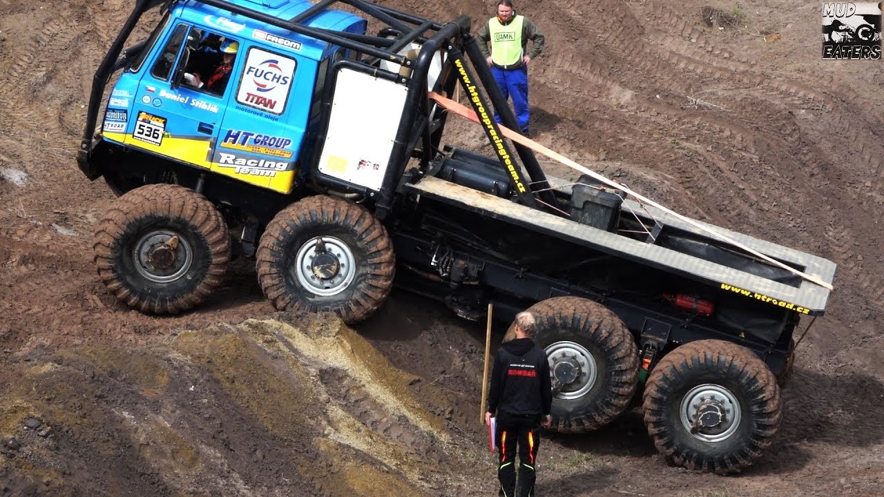 Truck trial Černuc 2019 - Tatra 813 - 536 Daniel Stibl&iacute;k - S5