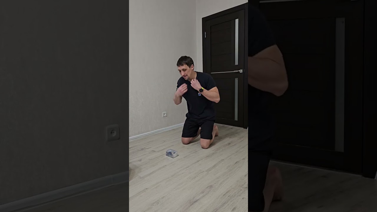 100 отжиманий на кулаках за 1 подход #спортхата #motivation #отжимания 