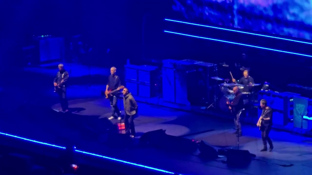 Oasis - Slide Away - Live at Soldier Field, Chicago IL 8.28.25
