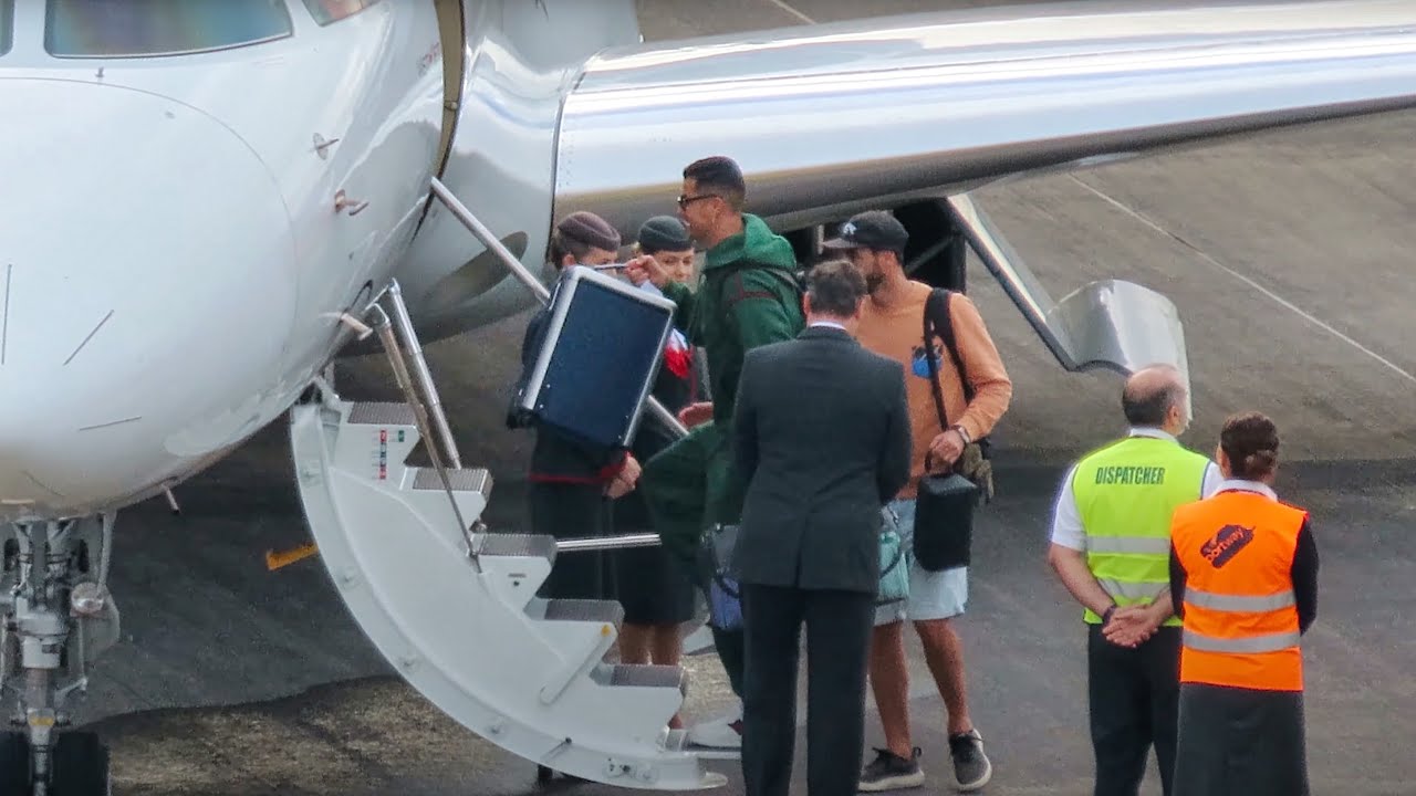 CRISTIANO RONALDO Leaving MADEIRA to Dubai