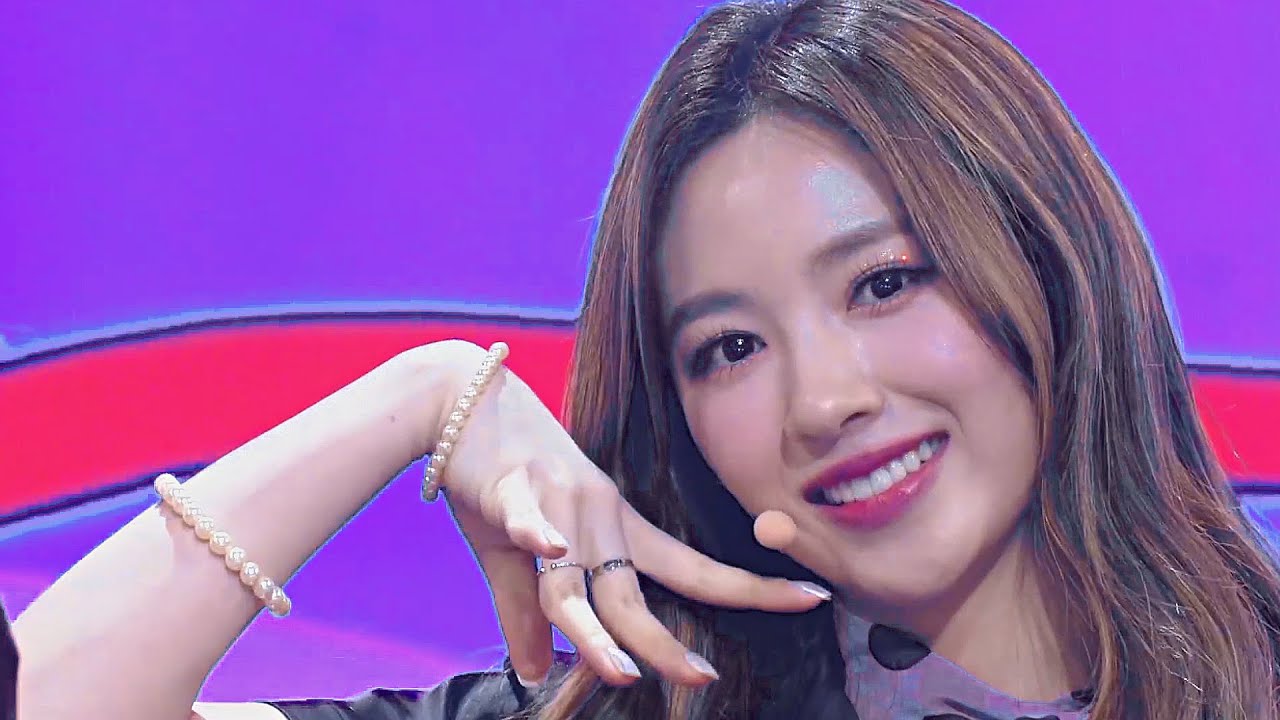 Cherry Bullet (체리블렛) - Follow Me (라팜파) | Stage mix (교차편집)