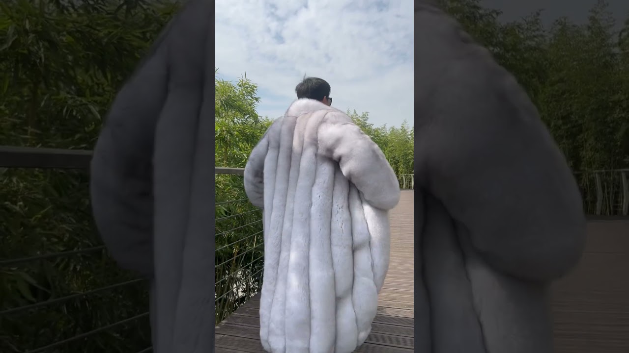 #louisvuitton #luxury fox fur coat #norway #barcelona #2023winter #chinchillacoat #love #luxuryfur