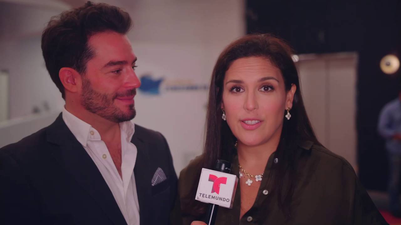 Angélica Vale y Juan Pablo Espinosa son los protagonistas de la novela La Fan | La Fan | Telemundo