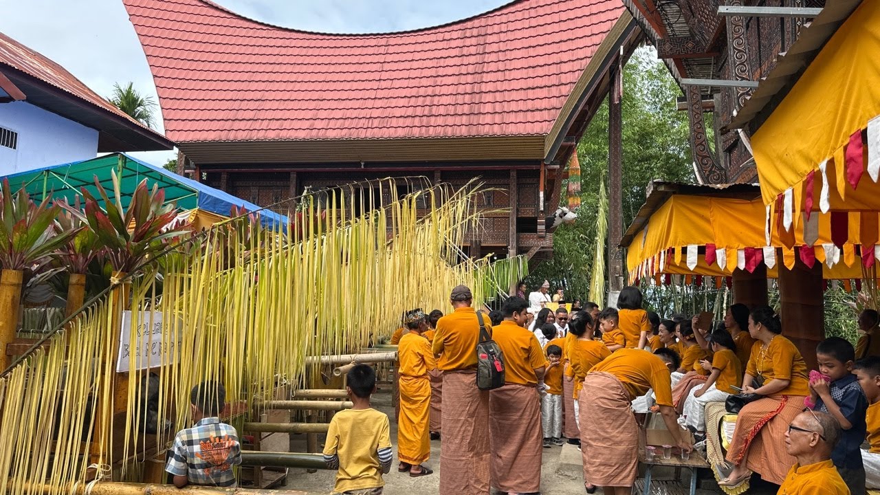 Syukuran Tongkonan KARIO bati' Ne Kussu di Lamunan Makale, 27 Desember 2025