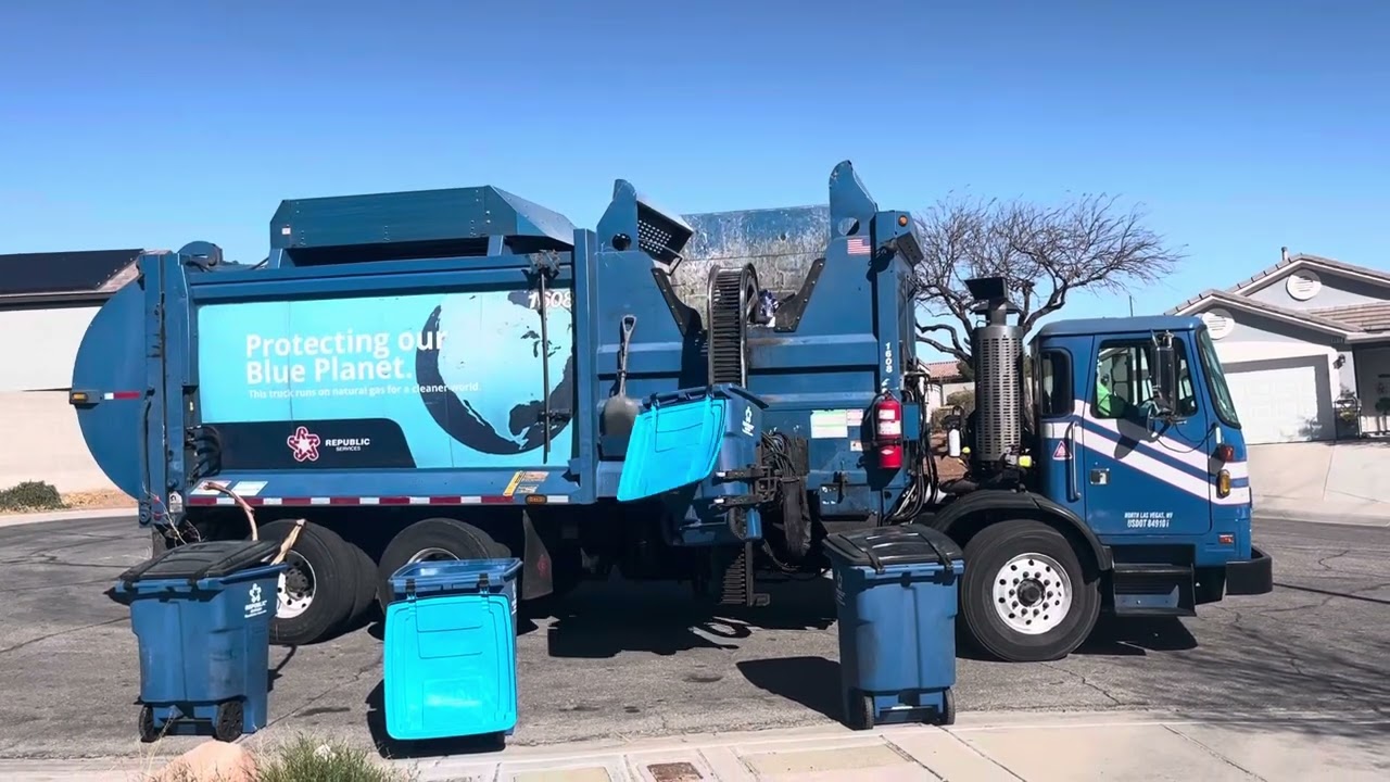 acx zr recycling truck