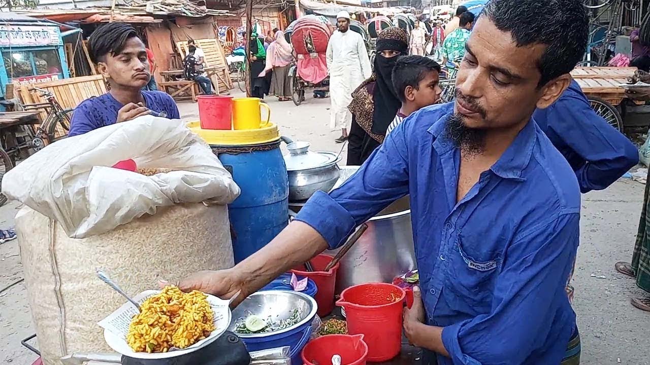 Bangladeshi Street Food | Jhal Muri Making