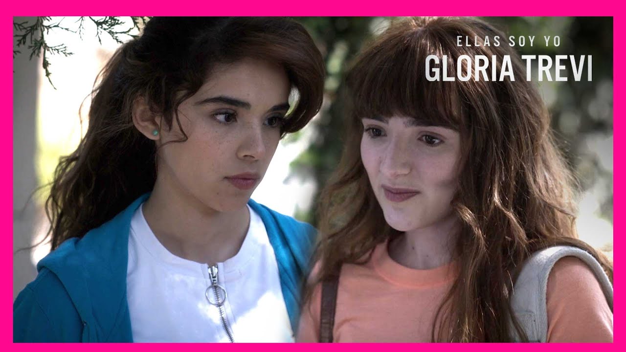 Nayeli le confiesa a Gloria que ama a César Santiago | Ellas soy yo 1/4 | C-9