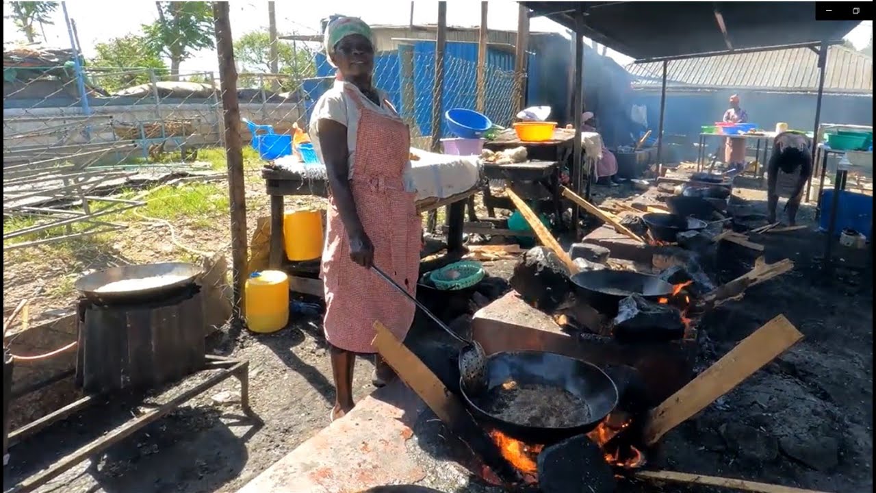 Turning food waste and green waste into fuel? - Dunga beach residents use waste to produce biogas.