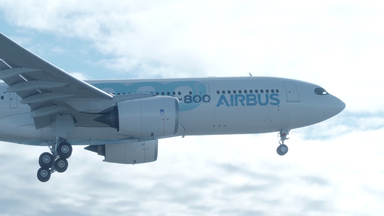 Primer vuelo Airbus A330 800