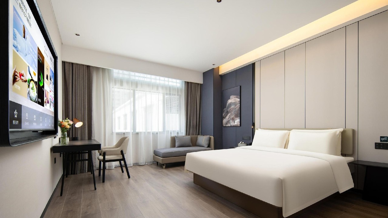 Atour Hotel Huizhou Huiyang Xinduhui | Huizhou, China | Hotel Review 🏩