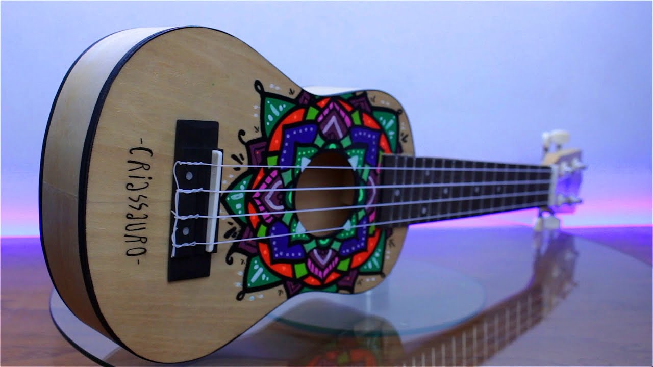 CRIEI MEU PRÓPRIO UKULELE ! | Criassauro DIY ( Banggood )