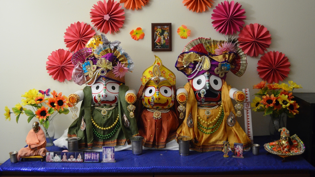 Vyasa Puja Program of HH Bhakti Charu Swami Maharaj