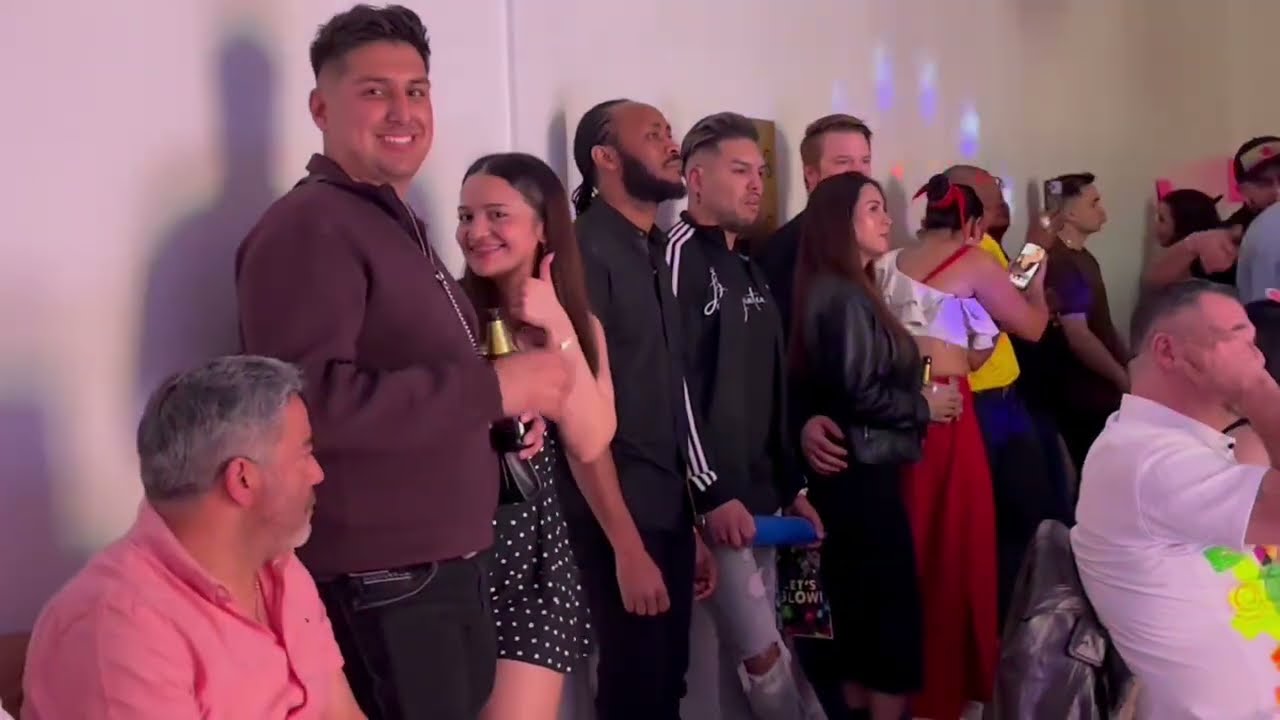 Kevin Beltran - en |VIVO| Baile Musica Colombiana