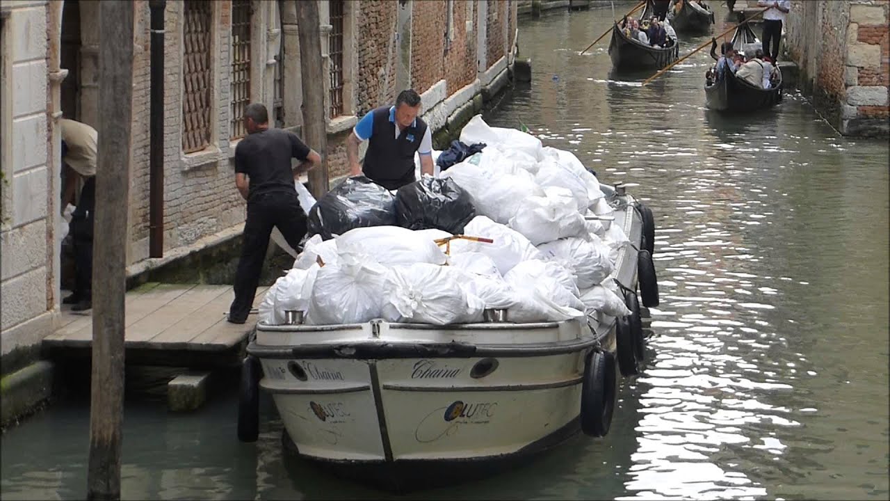 Video Snapshot: Venice Laundry Boat