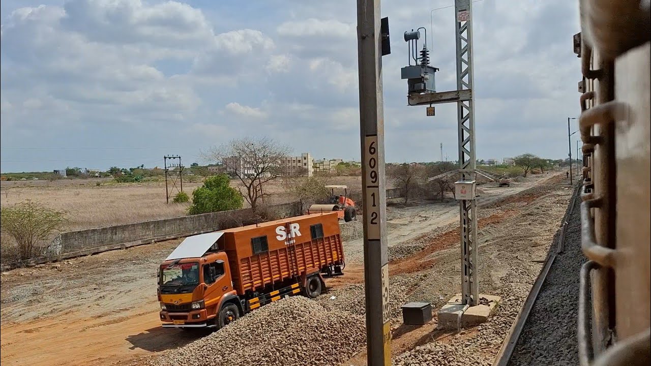 Sattirakudi-Ramanathapuram TFTR Block Works, 16849/TPJ-RMM UR Express at Outer Ramanathapuram