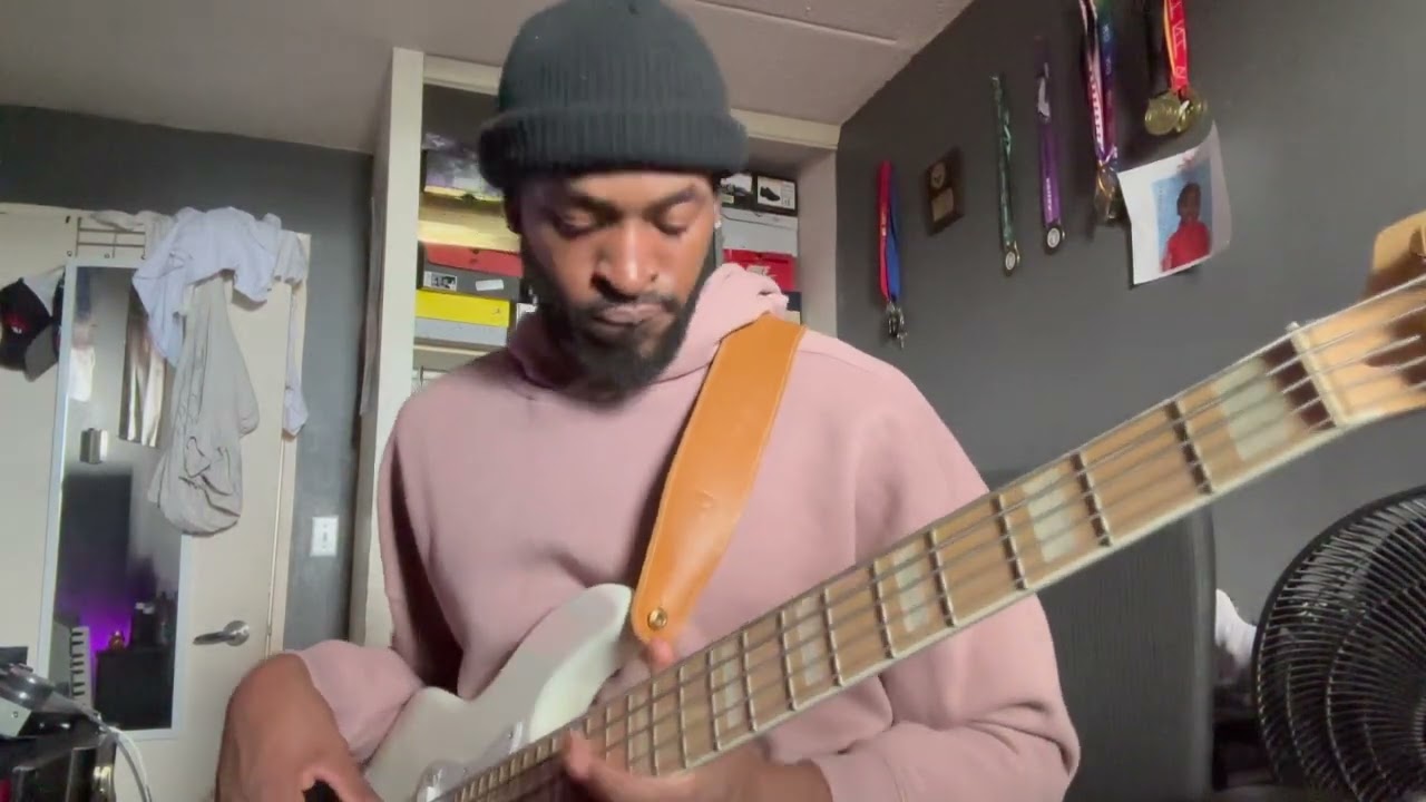 Erykah badu - didn’t cha know (bass cover)