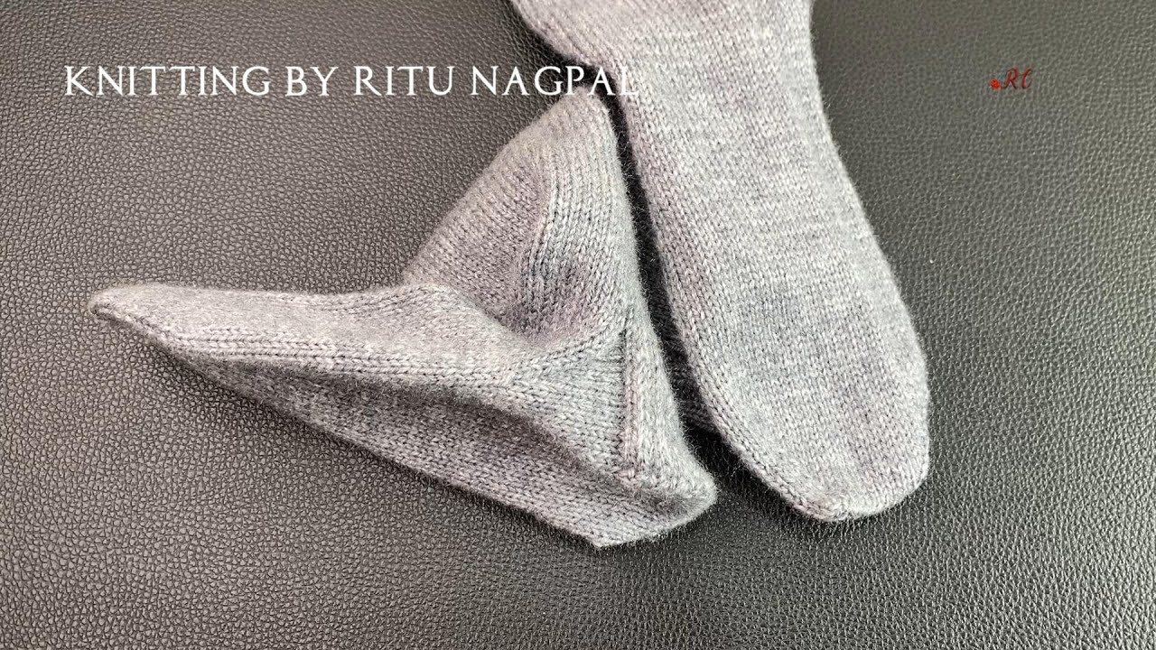 Knitting Men's Crew Socks  Easy socks with different Heel | आरामदायक एड़ी वाली जुराब की बुनाई | Gents