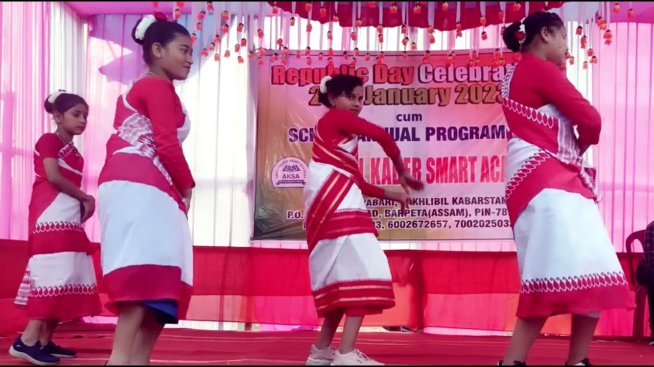 Hanthe Sankha Churi | Nagpuri Song Dance | Beautiful School Cultural Dance Performance