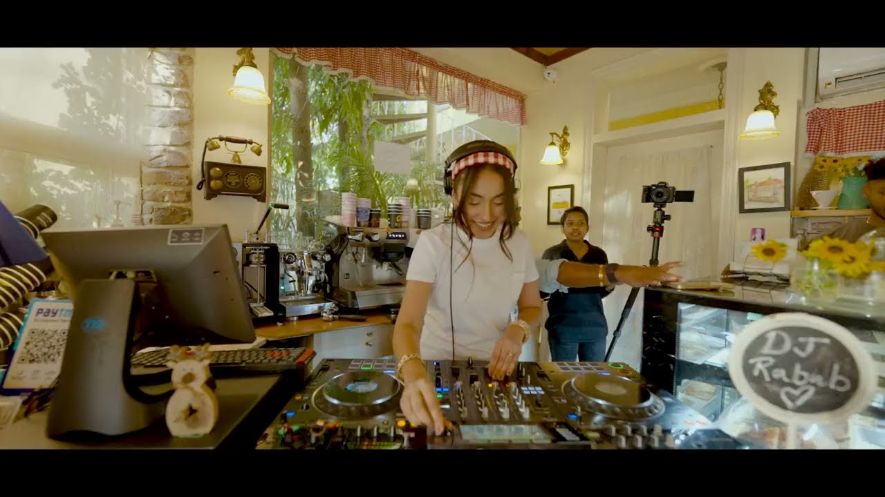 Hangout Sounds X Retro ft. Rabab I Boogie Woogie Disco Set