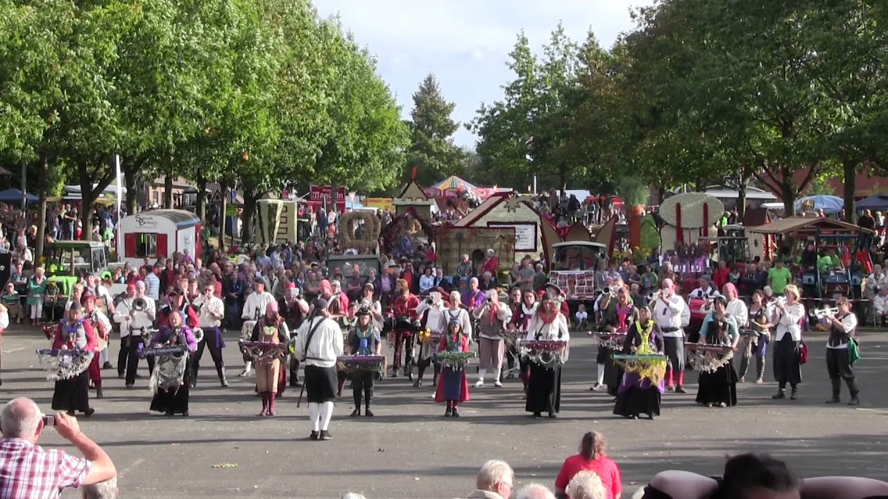 Lübecks Freibeutermukke beim Erntedankfest Bardowick 2014 UltraHD/4K Video