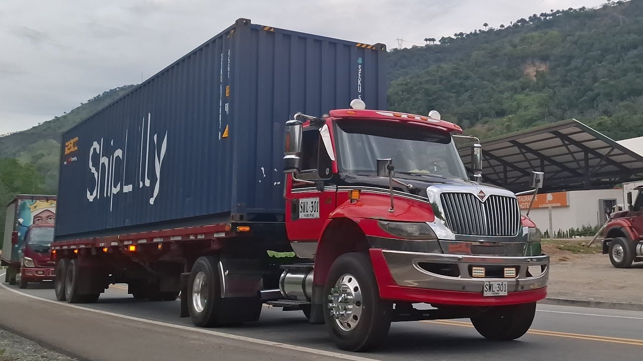 ¡EL PODER DEL CAMIONERO EN ACCIÓN! 🚛🔥