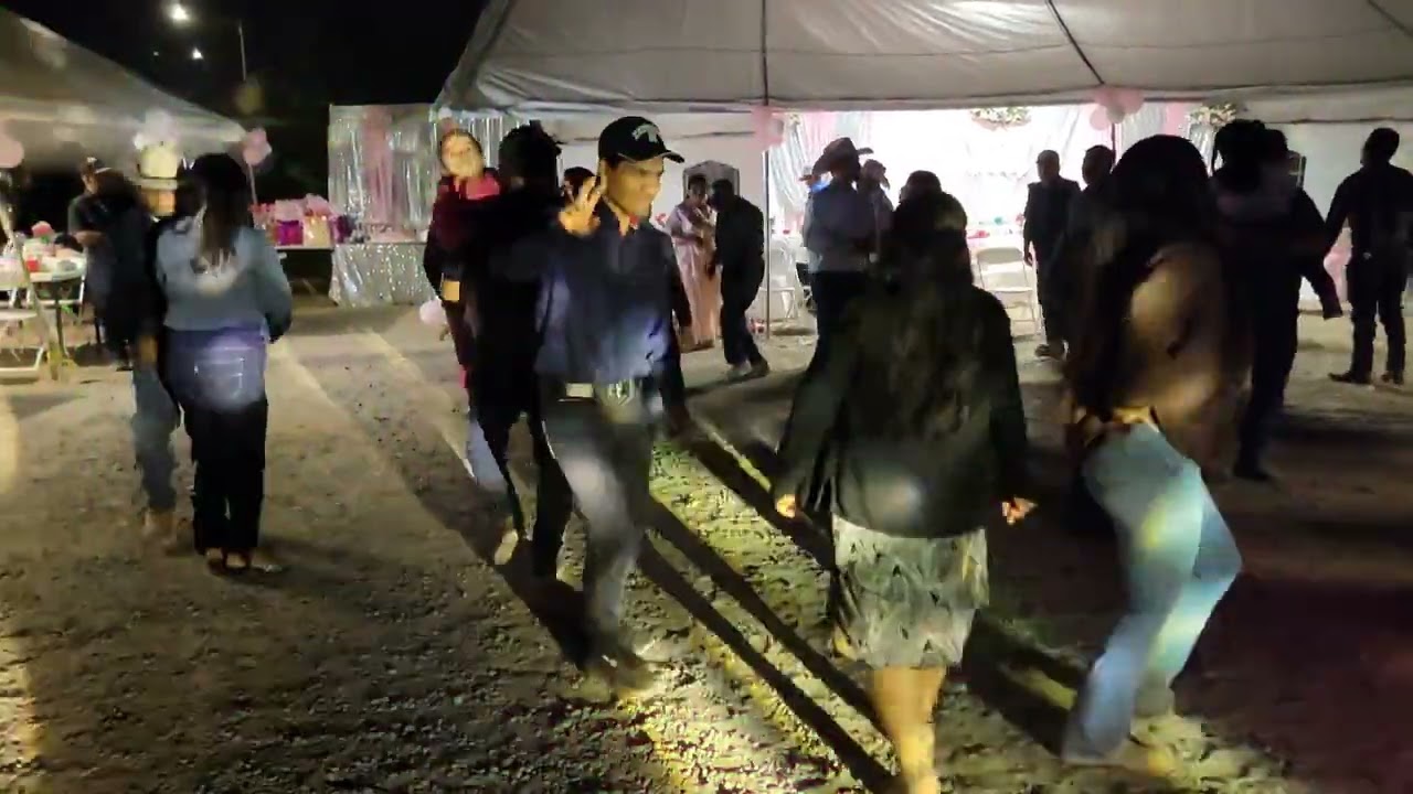 El kompa moy y su teclado Bautizo con la gente de yucuquimi de ocampo