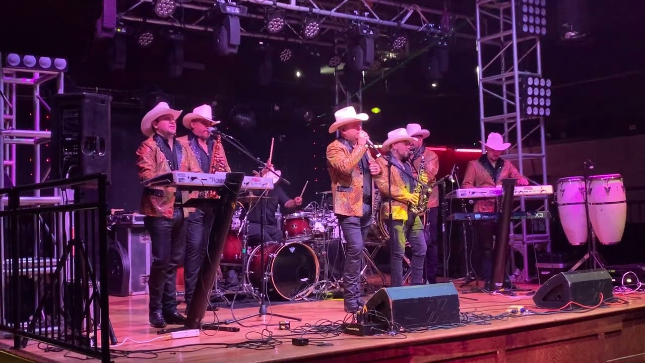 Conjunto atardecer the palace