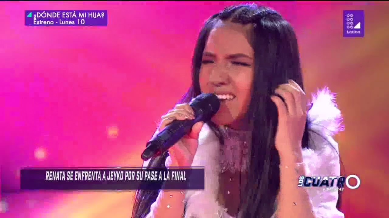 Renata Flores cant&oacute; 