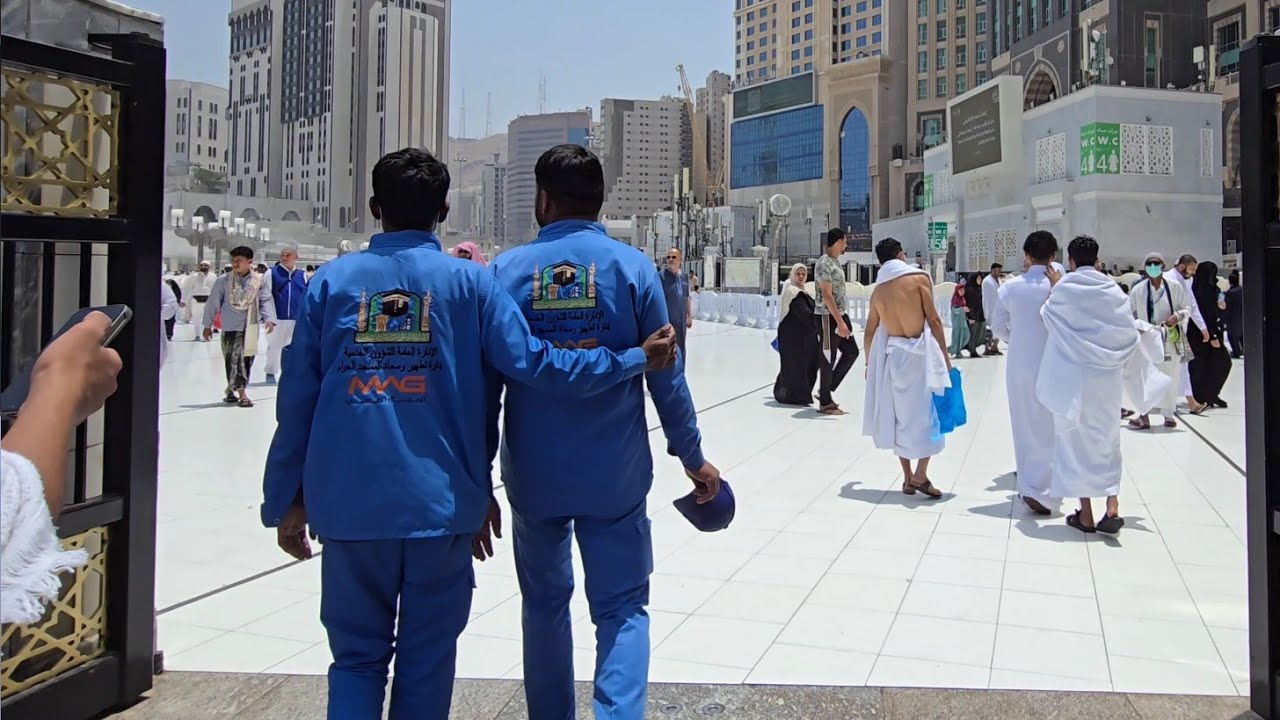 يوم الجمعة وأجواء المسجد الحرام قبل موسم الحج