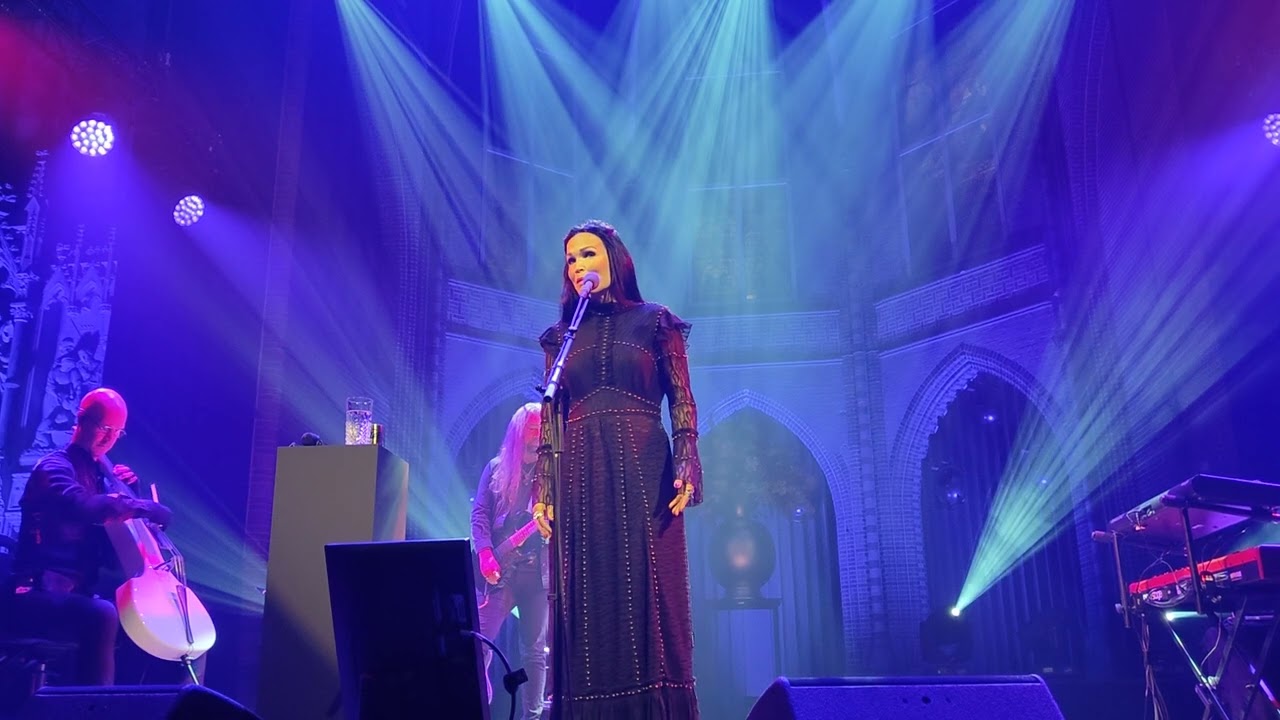TARJA - Ave Maria - Live à Eindhoven