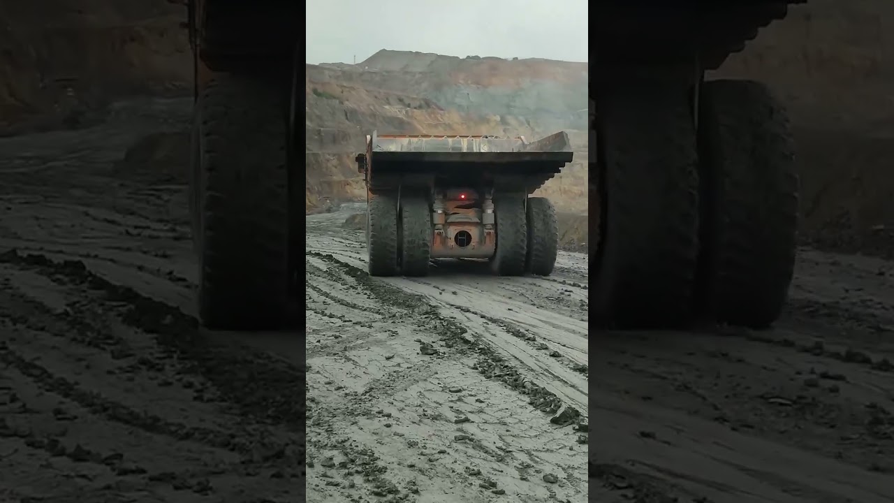 mining dump truck drifting open cast mine HAUL RAMP LPDT 65 TON