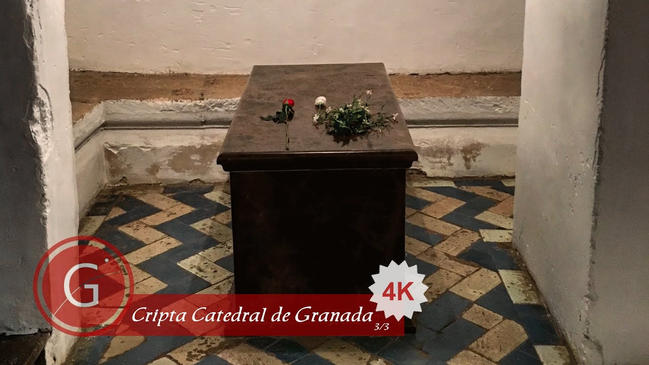 GRANADA | CENTRO | Cripta donde yacen los restos de Mariana Pineda y otros ilustres personajes. 3/3