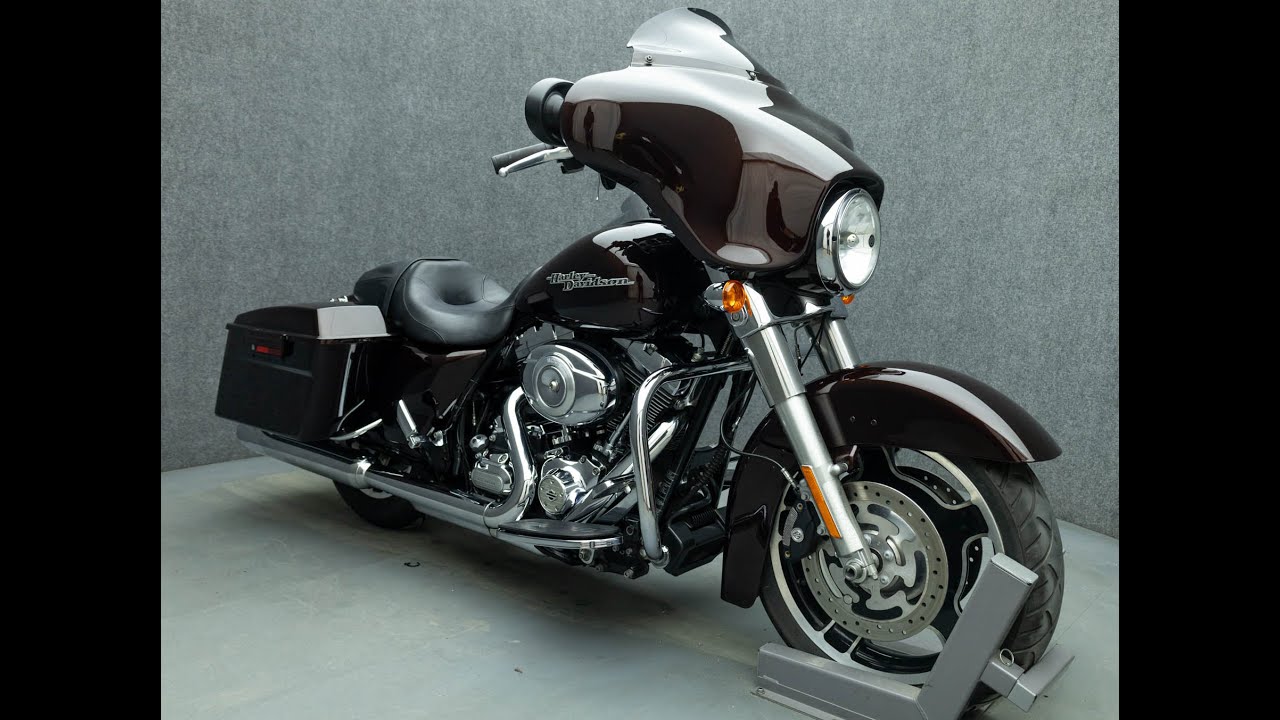 2011 HARLEY DAVIDSON FLHX STREET GLIDE W/ABS - National Powersports Distributors