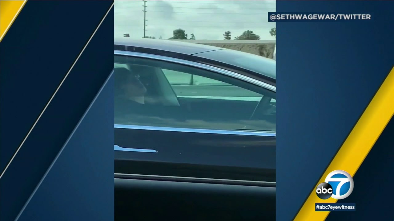 Tesla driver apparently asleep while on LA freeway | ABC7