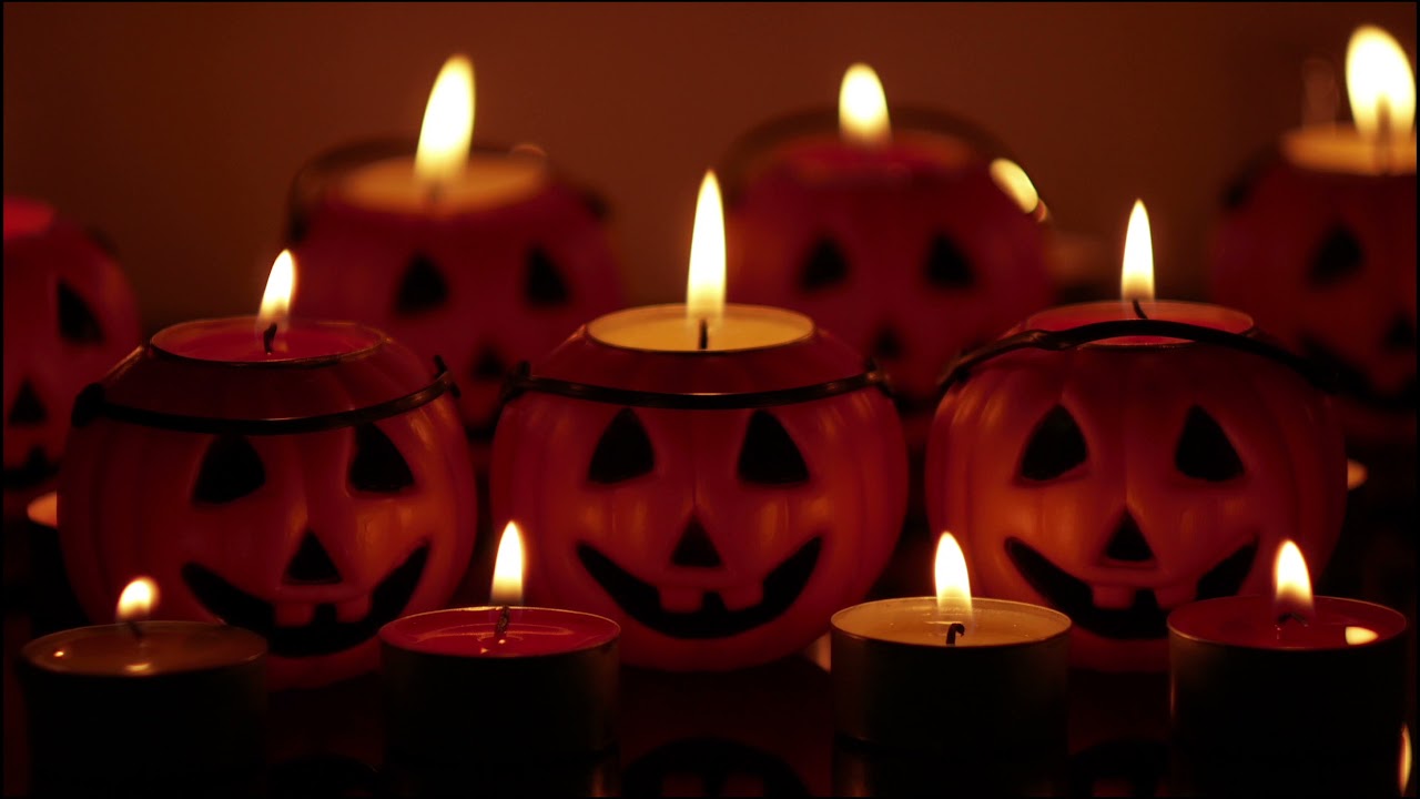 HALLOWEEN PUMPKIN CANDLE - Halloween Ambient Music. Halloween Party Background Video 4K 🎃🦇 🦉 🕷 🕸
