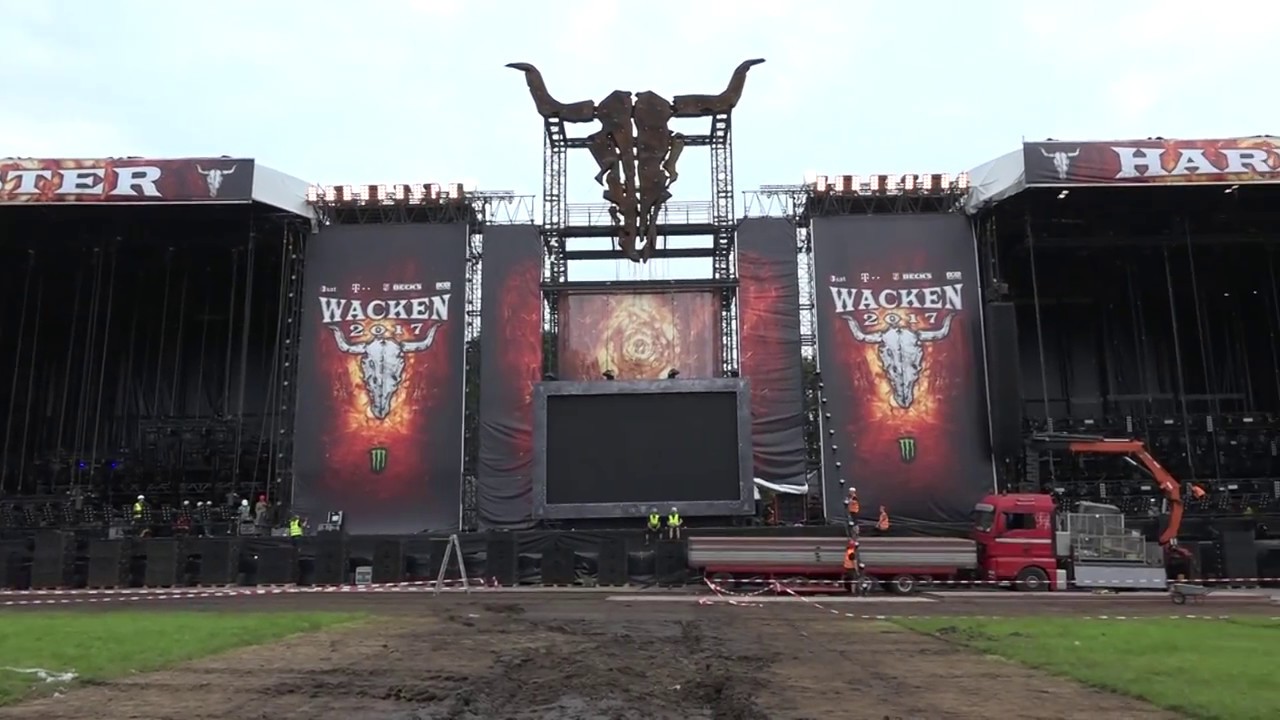 Azubi Simon Goes Wacken Teil 2 - Der Aufbau des Metal-Festivals