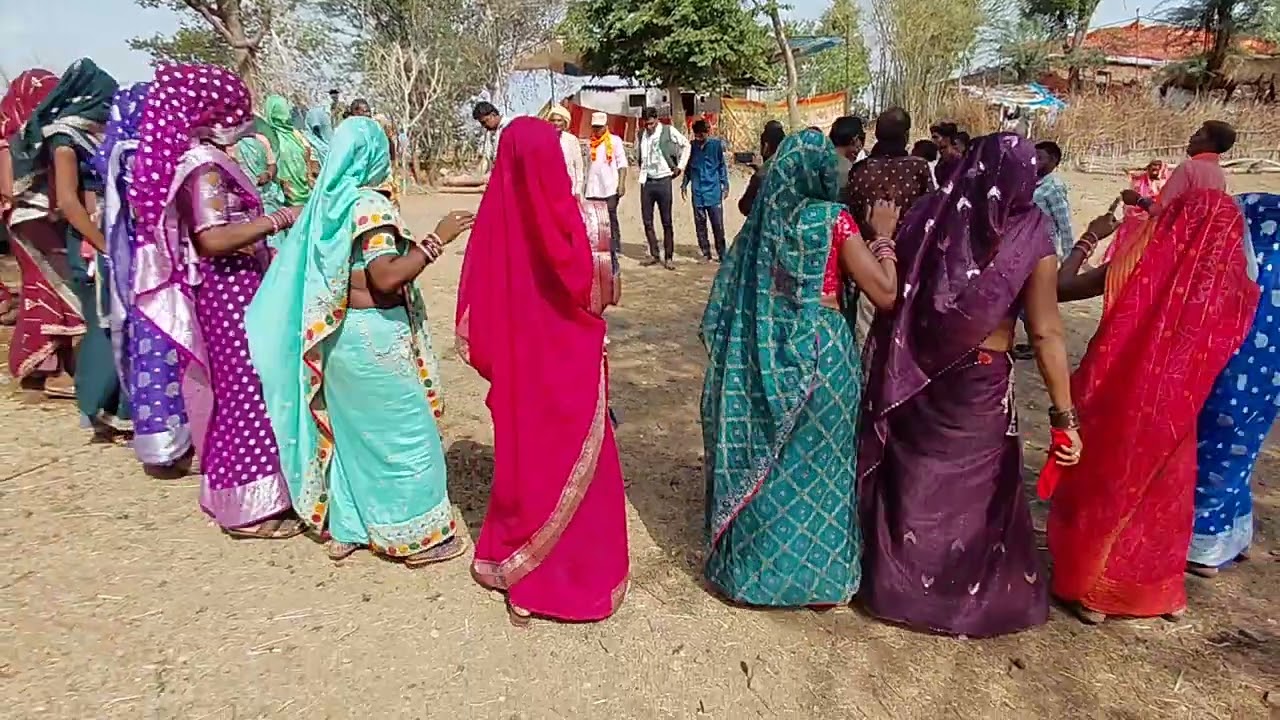 वागडी लोक गीत कावडी रमते माया लागी