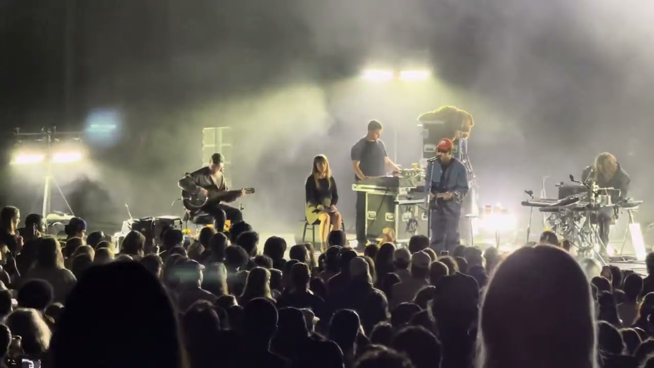 Dijon - Rewind (Live at the Greek Theatre, Los Angeles October 29, 2025)