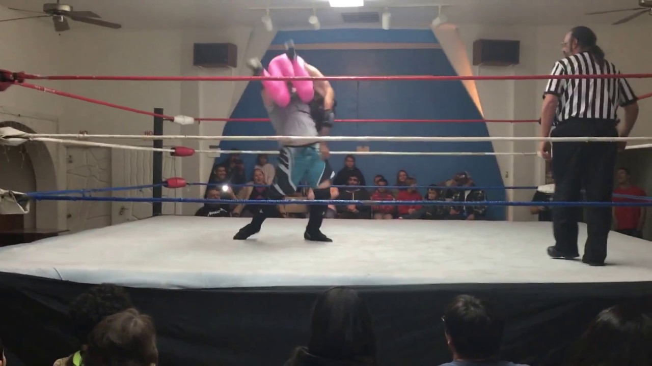 (2017-02-25) Asia Vue vs Alex Andrews @ TWF.