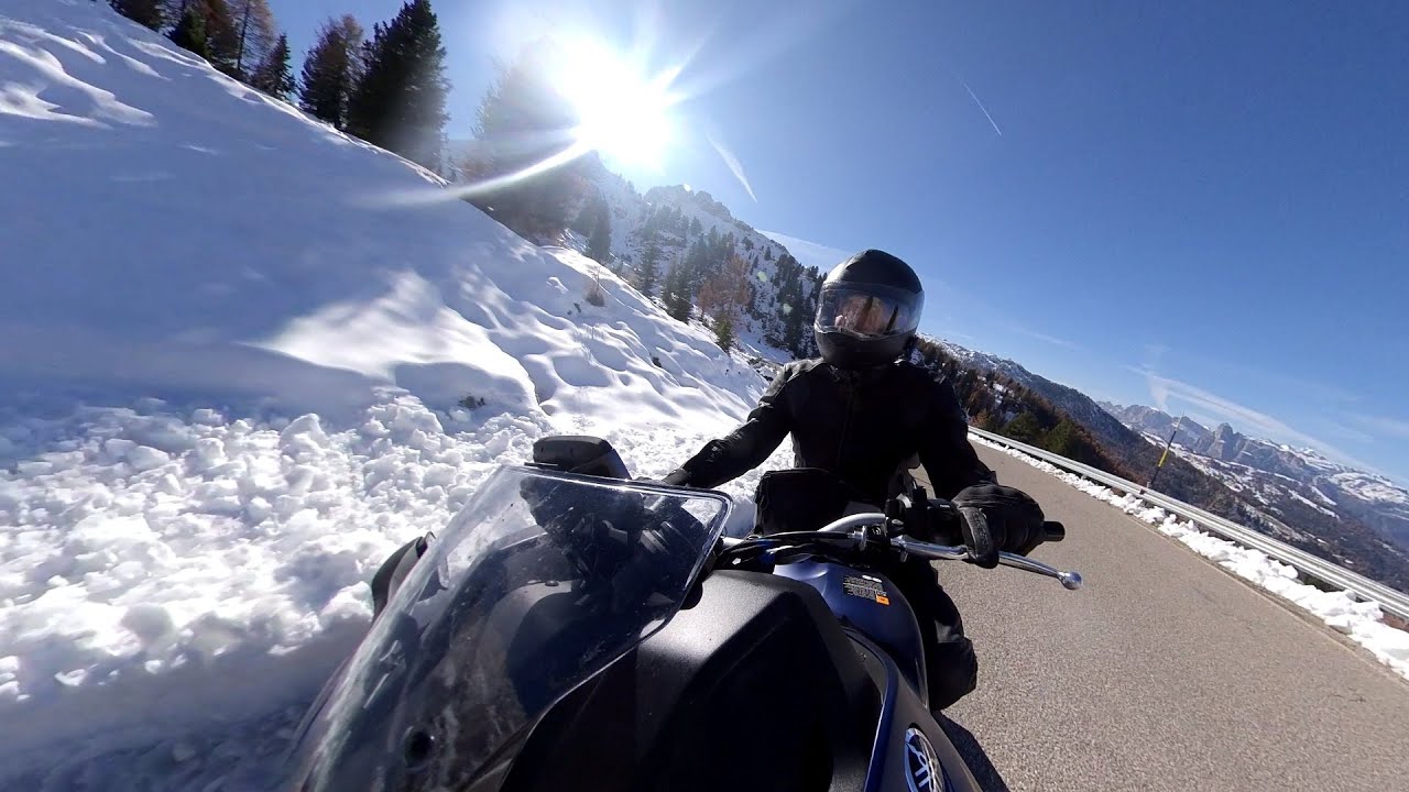 Yamaha Niken turns have no season tour 2020