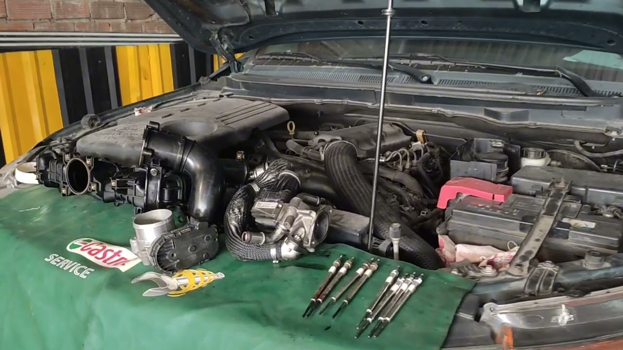 Thay bugi xông,vệ sinh Họng nạp, xử lý van EGR bị kẹt Ford ranger Cylinder 1 Glow Plug Circuit open