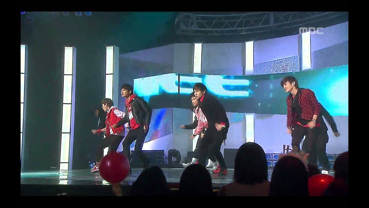 SHINee - Amigo, 샤이니 - 아.미.고, Music Core 20081101
