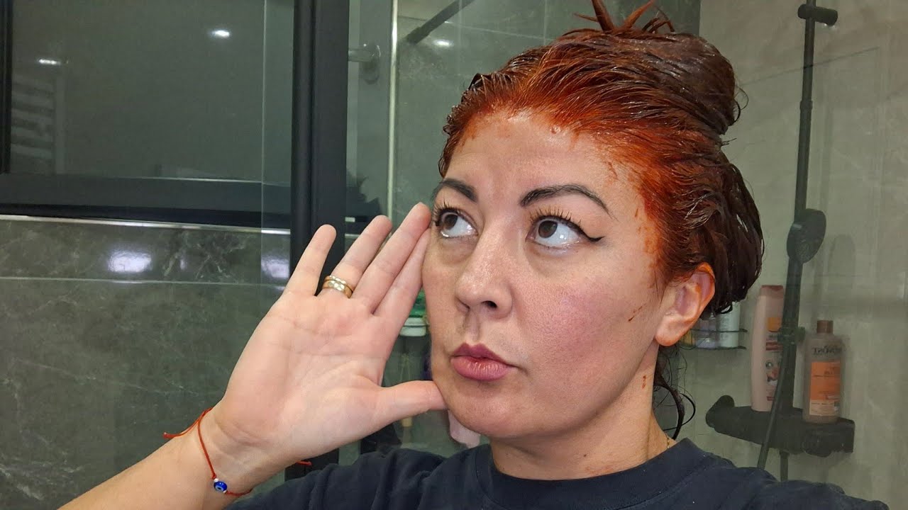 Comment se teintre /color&eacute;s ces cheveux &agrave; la maison / Rouge intense / j'ai rat&eacute; ma coloration 😱