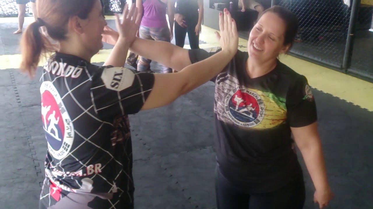 felipetkd Taekwondo Blumenau - Defesa Pessoal B&aacute;sica Feminina