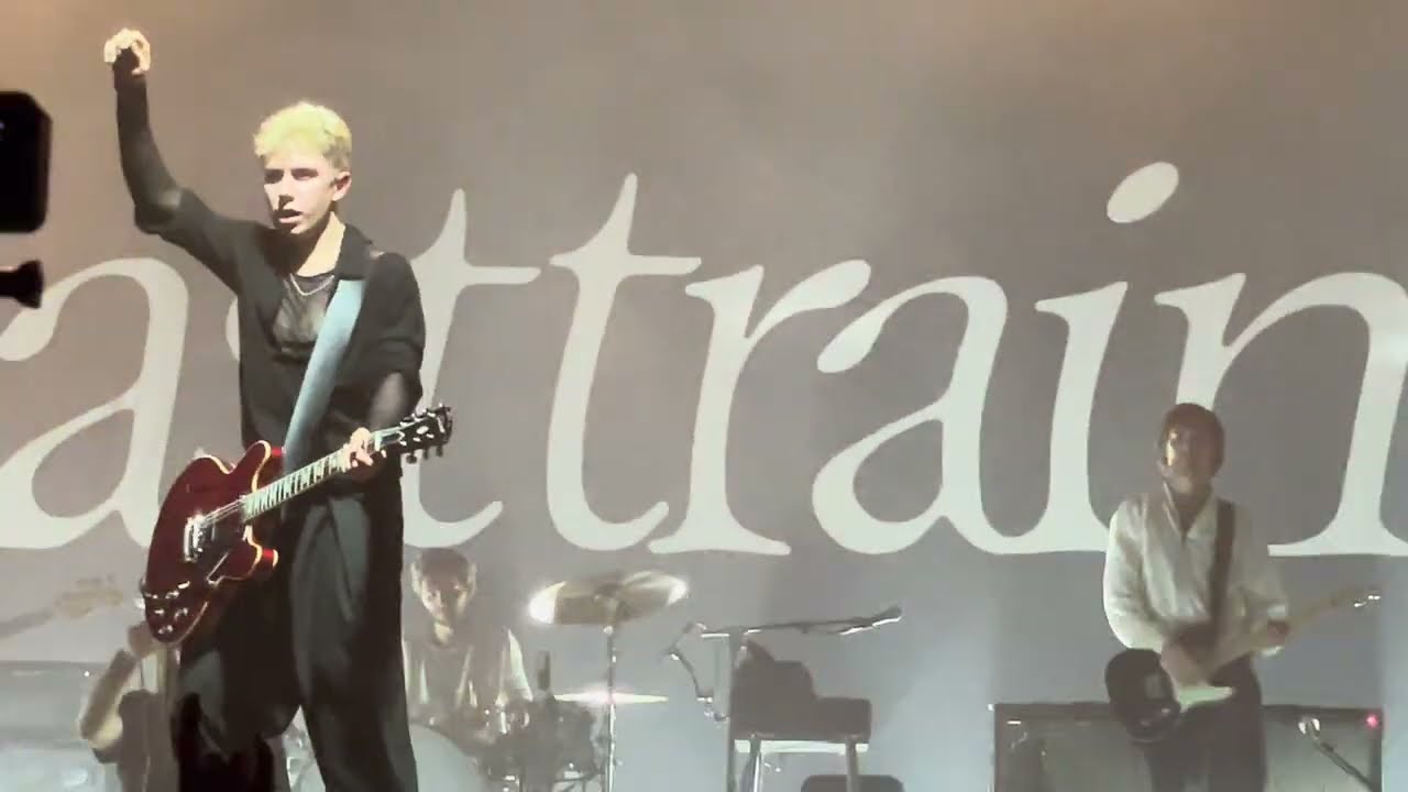 Last Train - St-Etienne Le Fil 25 février 2026 - Fire & Medley