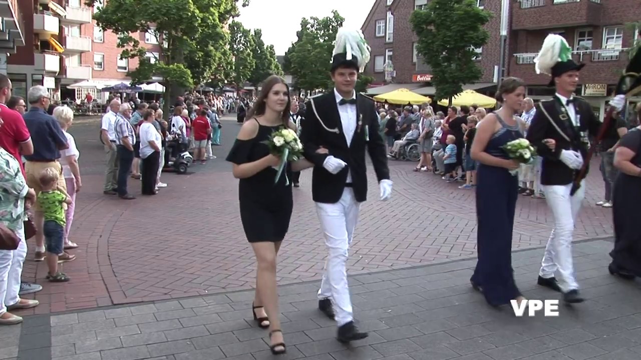 Schützenfest 2017 - Dorfbauern bei der Ringpolonaise