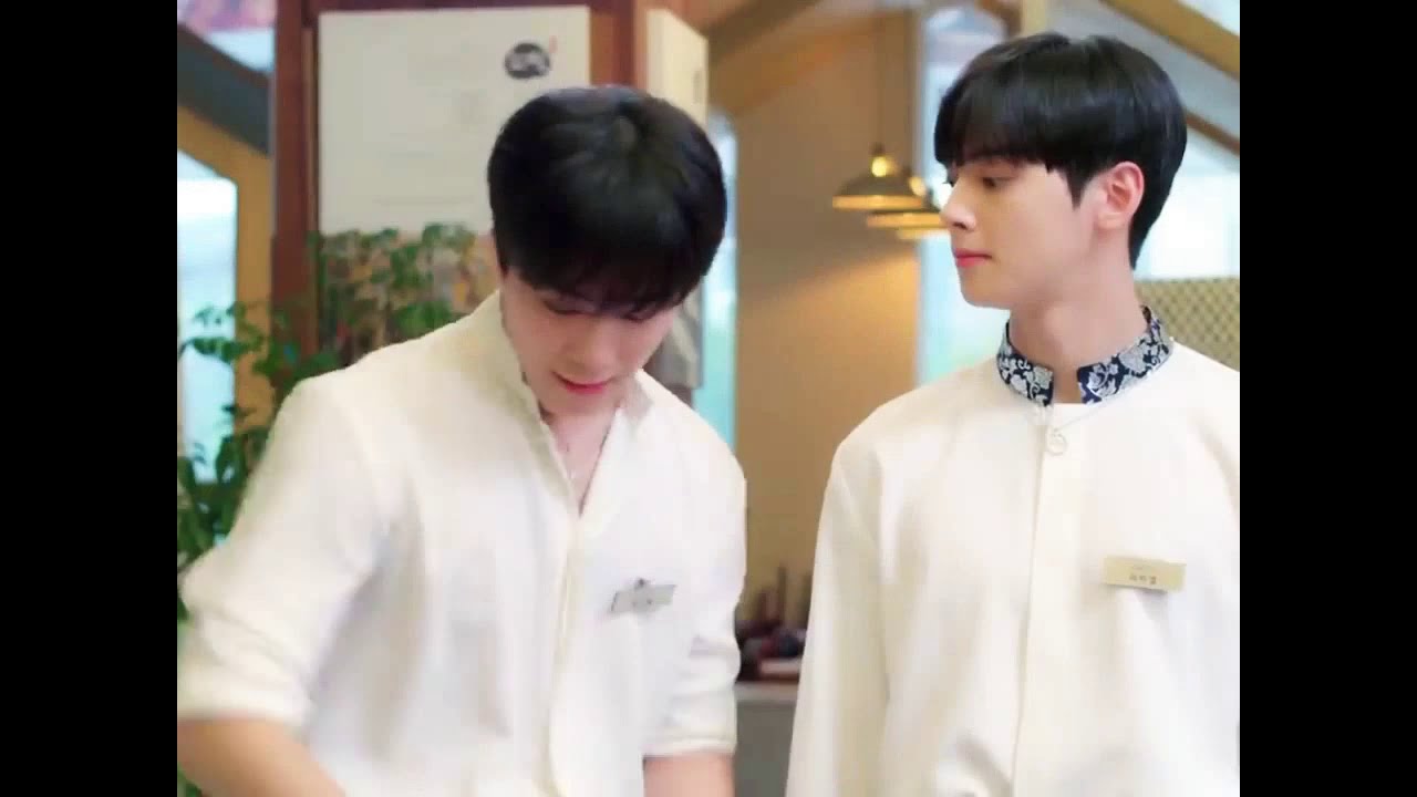 Binwoo Moments [ 10000 hours ]